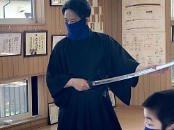 鬼柳教士